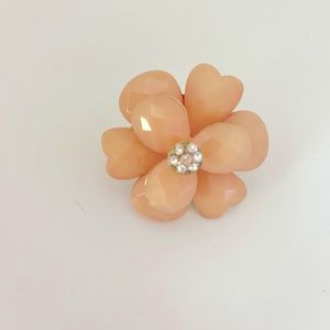 Expandable big and chunky flower costume ring